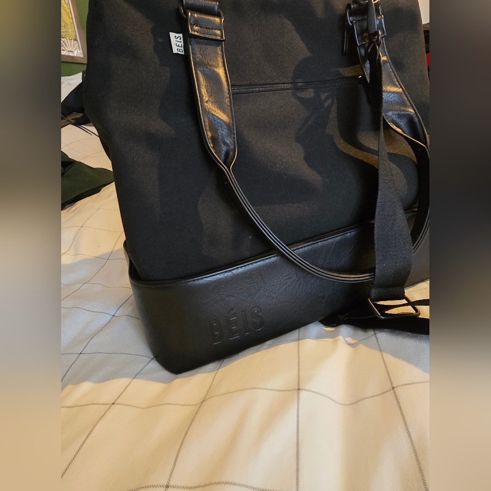 BEIS MINI WEEKENDER